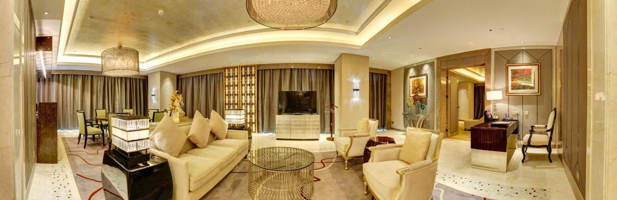 Hotel Ramada Plaza Liuzhou Liudong Zewnętrze zdjęcie